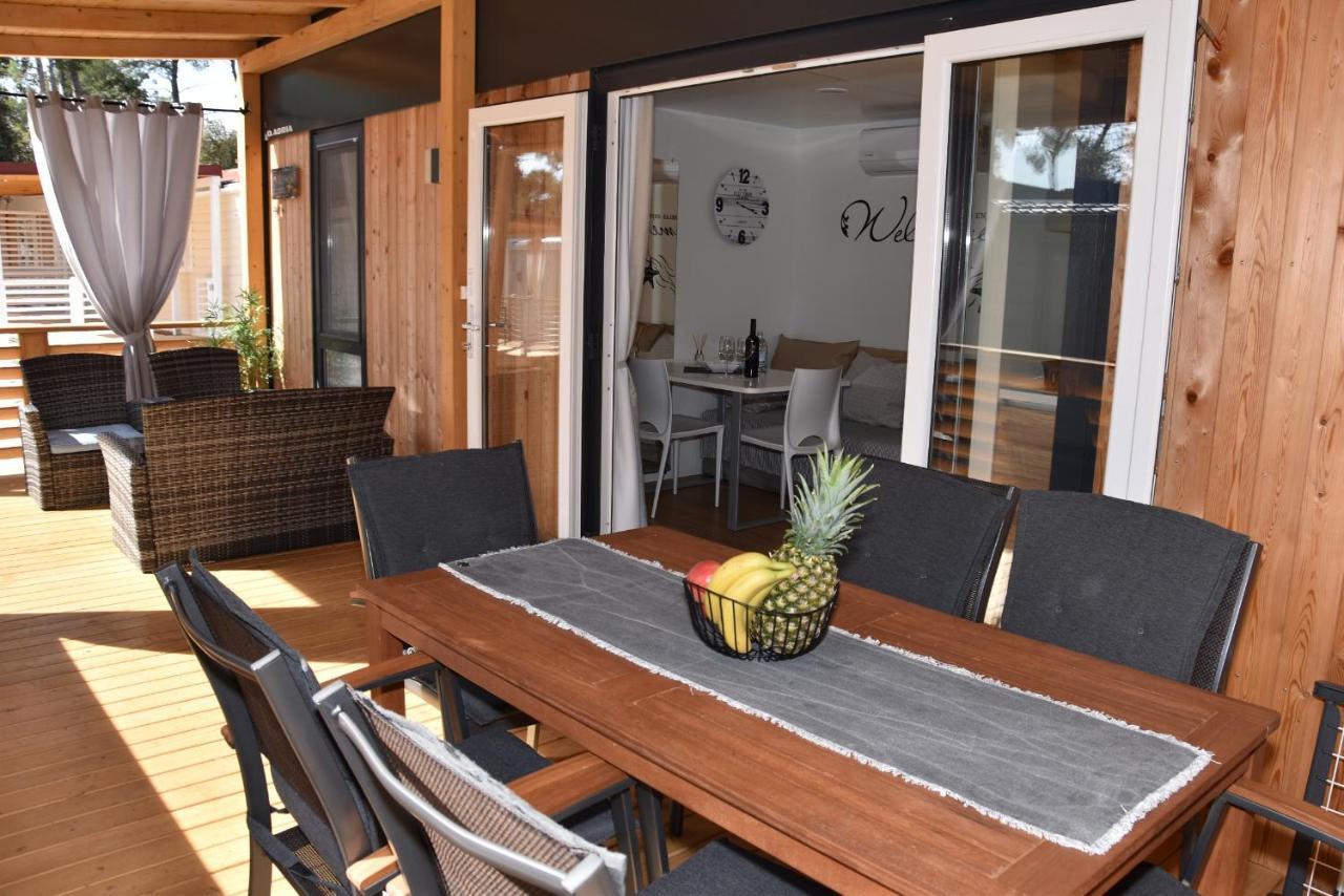 Mobile Home Starfish IV Camp Soline Biograd Na Moru Esterno foto
